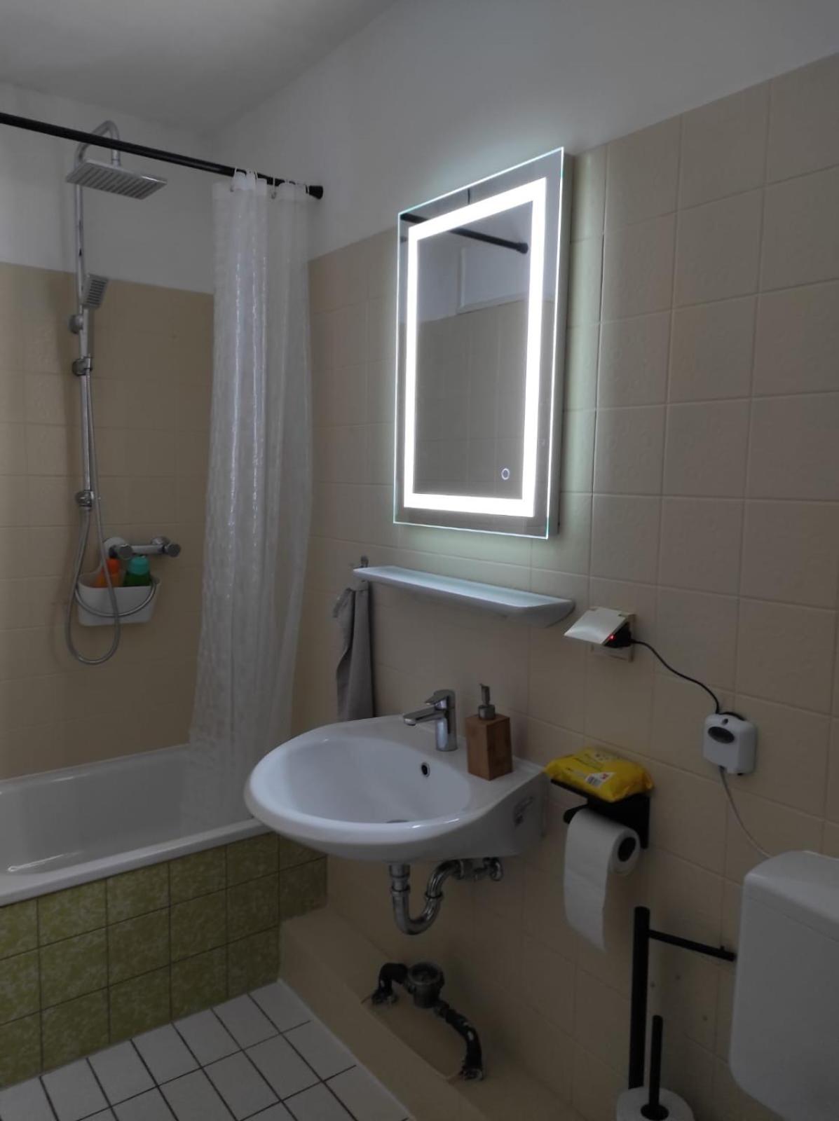 Ferienwohnung Im Zentrum Von Oberhausen Inklusive Wlan المظهر الخارجي الصورة